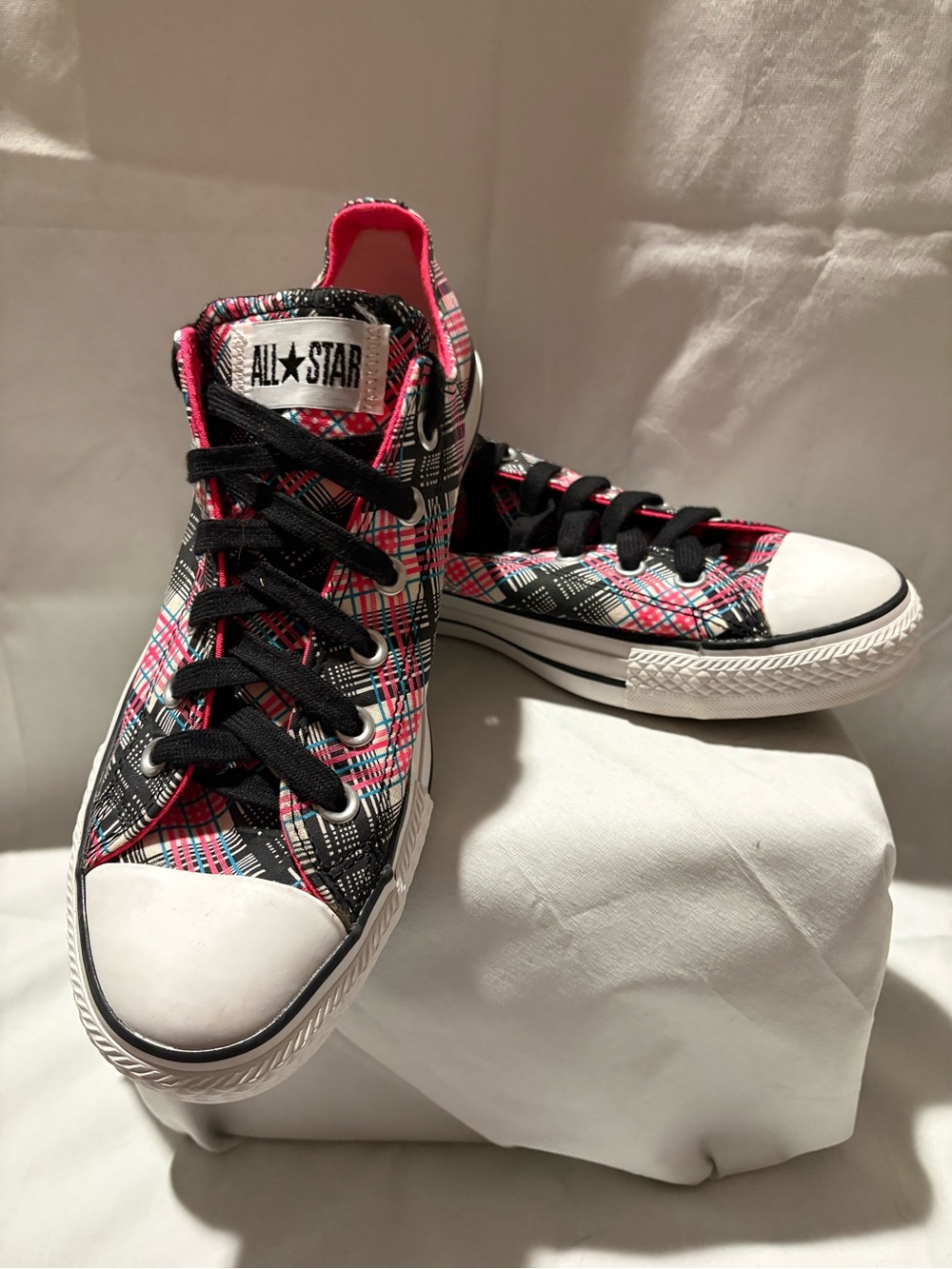 Converse, Low-Top, black pink blue neon plaid, US size 8 M/ 10 W